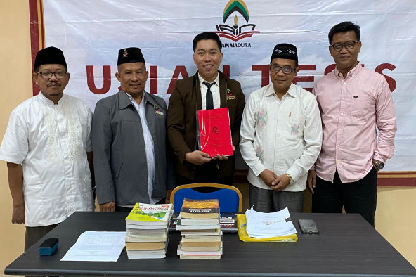 RANGKAIAN SIDANG TESIS KEDUA MAGISTER MANAJEMEN PENDIDIKAN ISLAM PASCASARJANA IAIN MADURA SUKSES DIGELAR